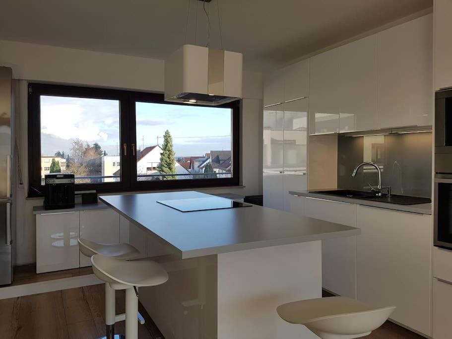 Studio Naehe Flughafen-Messe Stuttgart Filderstadt Exteriör bild
